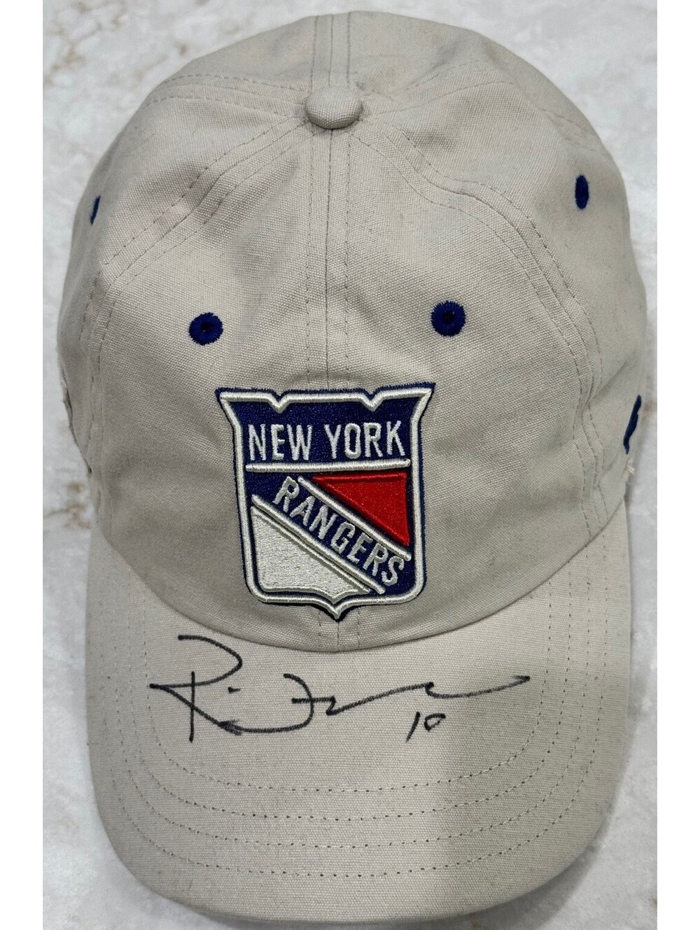 New York Rangers NHL Fanatics Vintage Hockey Hat Signed Autograph Artemi Panarin